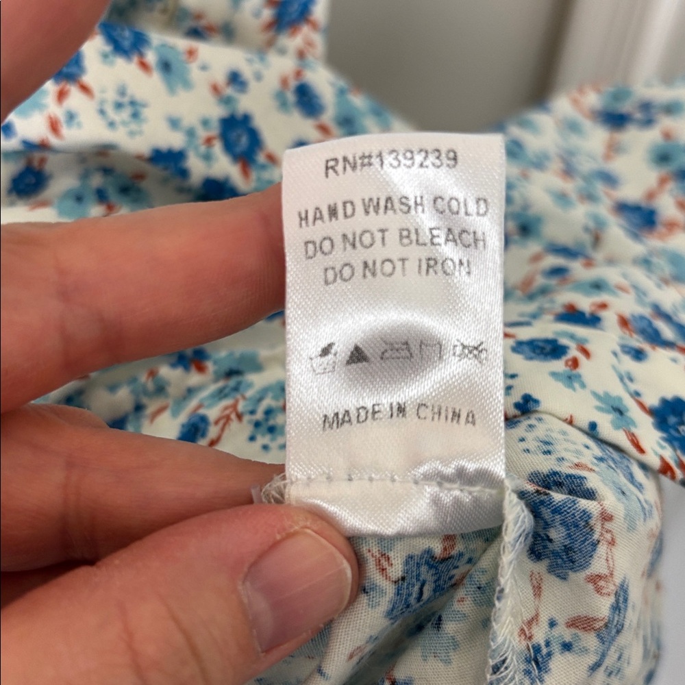 Tuckernuck Blue Floral Button Up Dress - Size M - Picture 7 of 9
